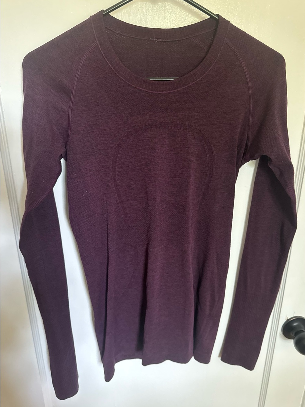 Lululemon Swiftly Tech Long Sleeve Top Size 6